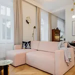 Premium In Parisian Style In The Heart Of Old 아파트 크라쿠프