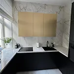 아파트 Premium In Parisian Style In The Heart Of Old