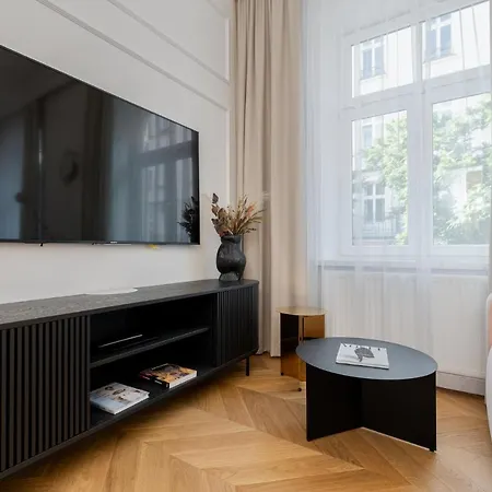 Premium In Parisian Style In The Heart Of Old Apartmán *