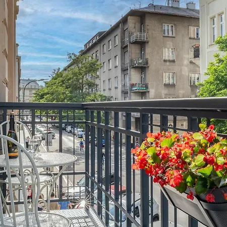 Premium In Parisian Style In The Heart Of Old * Krakov