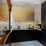 Premium In Parisian Style In The Heart Of Old * Krakau