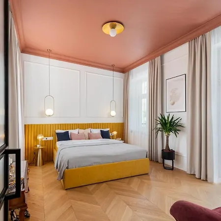 Premium In Parisian Style In The Heart Of Old Lägenhet Kraków